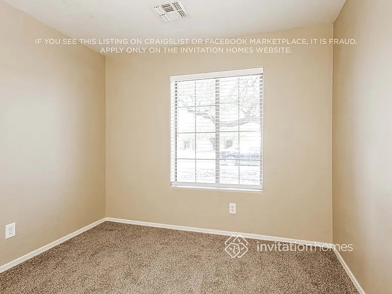 9243 W Mountain View Rd — Photo 11