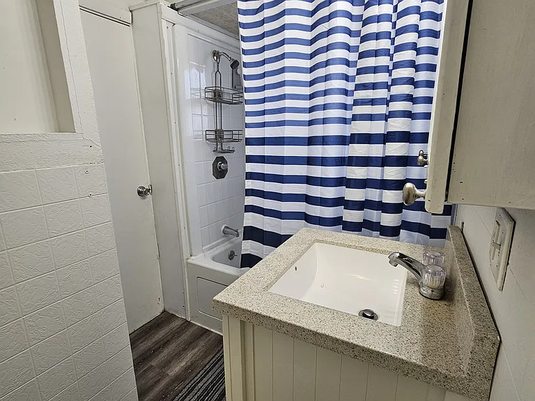 405 W Grimes Ave — Photo 6