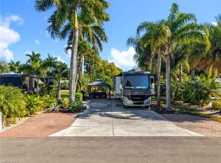 10074 Parkwood Dr., FORT MYERS, FL 33905