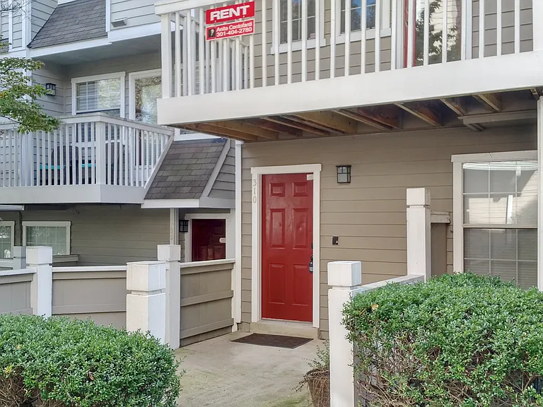 5715 Chapman Mill Dr #310 — Photo 1