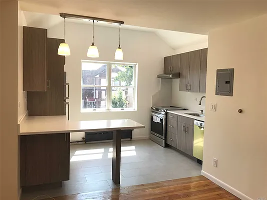 Rented by Douglas Elliman | media 10