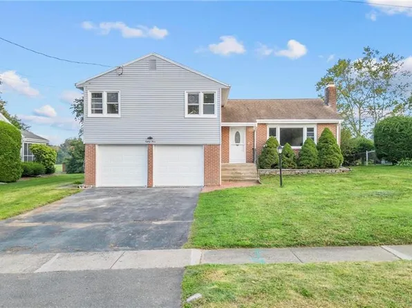 83 Lyman Road, West Hartford, CT 06117