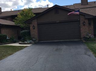 113 Prairie Dr, Westmont, IL