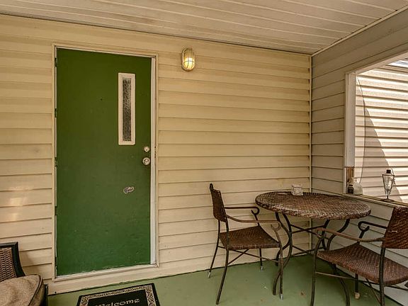 3rd image of 2625 Gorda Bella Ave