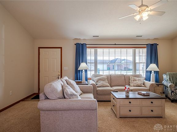 4th image of 14-16 Ditmer Dr