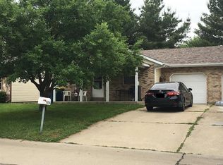 525 Wood Thrush St #A, Troy, IL 62294