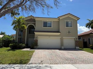 9568 SW 221st Ln, Cutler Bay, FL 33190