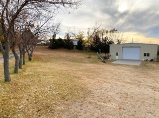 100 Anna Ct, Lemoyne, NE 69146