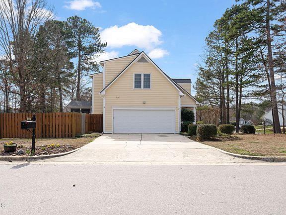 4th image of 101 Brant Point Pl