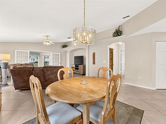 5th image of 13338 SW 111TH CIRCLE