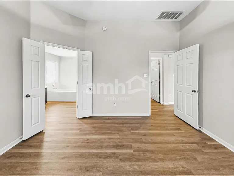 790 Goldenrod St — Photo 9