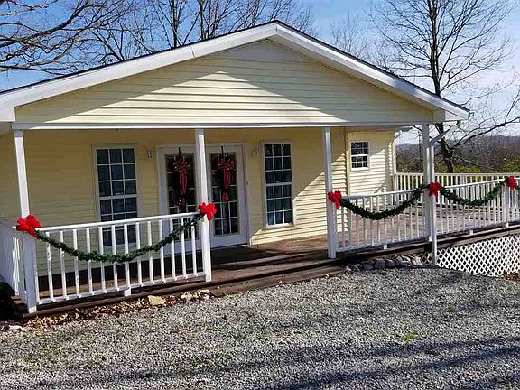 3rd image of 111 Smith Hill Dr
