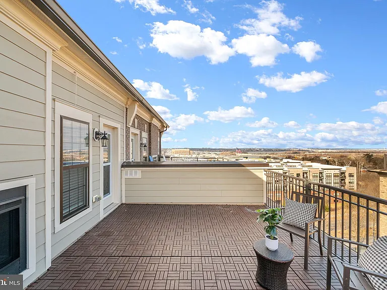 502 Windboard Way — Photo 38