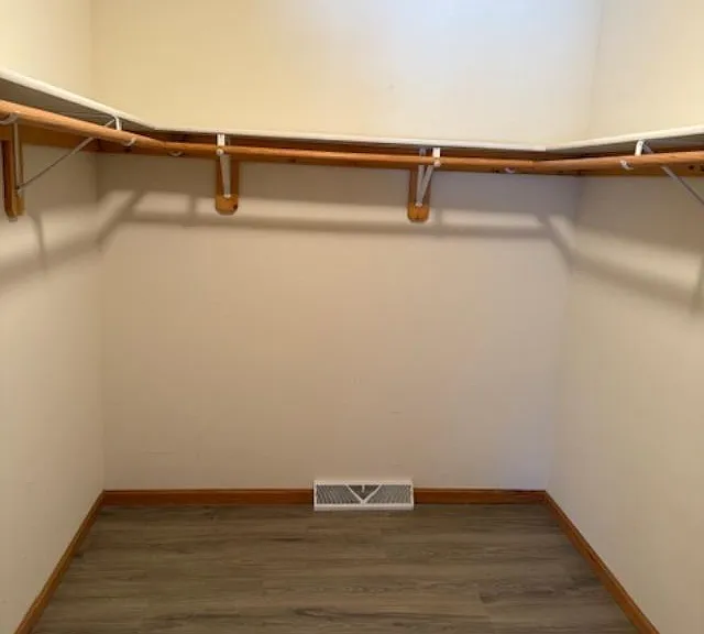 606 Samuel Dr — Photo 11