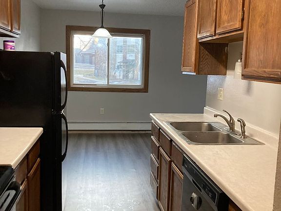 2nd image of 2715 Hawken St APT 9