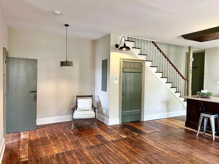 1080 W Bristol Rd #2 — Photo 7