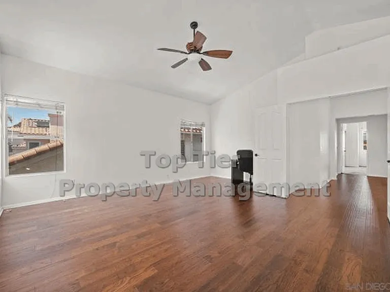 1690 Mountain Pass Cir — Photo 9