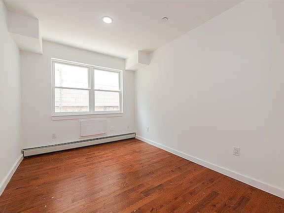 5th image of 4636 Bronx Blvd #1