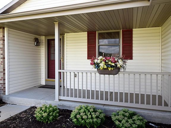 4th image of 4656 Parkwood Dr