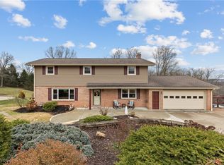 4816 White Oaks Dr, Steubenville, OH 43953