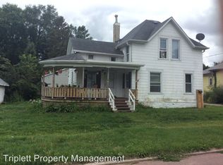 7 E North St, Marshalltown, IA 50158