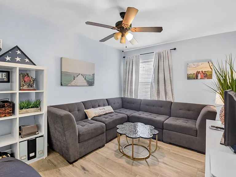 4085 Bahia Isle Cir — Photo 18