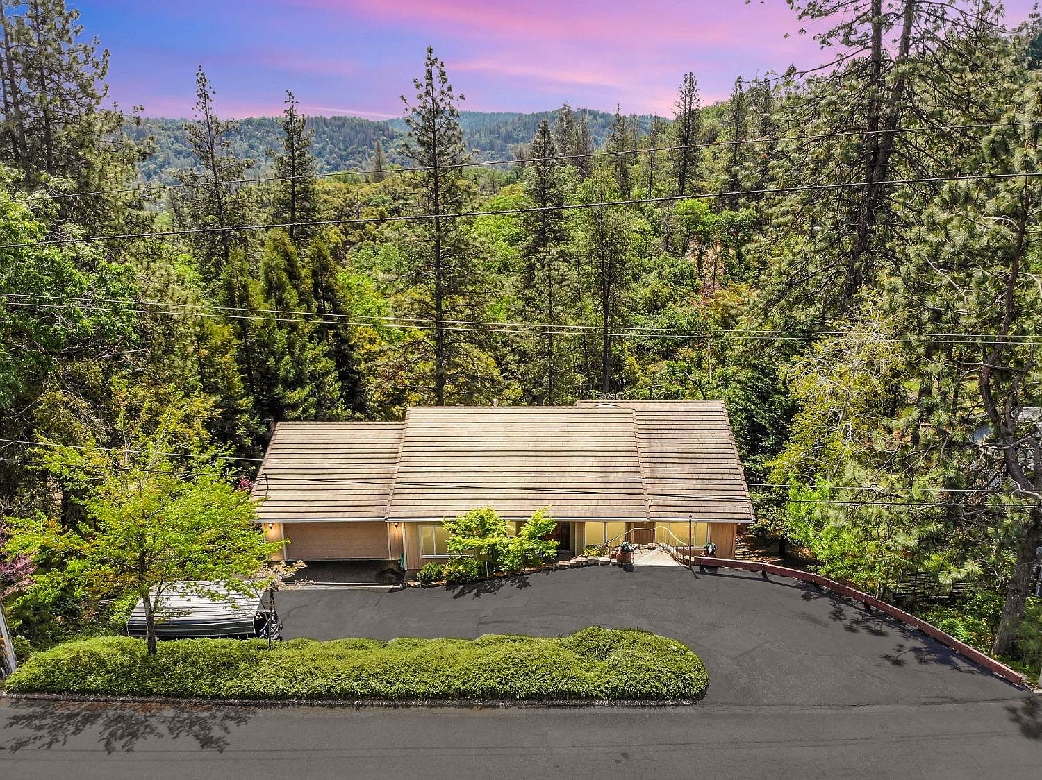 19038 Connie Dr, Grass Valley, CA 95949 Zillow
