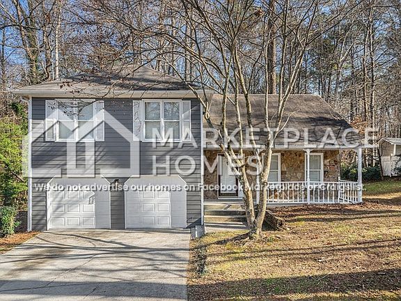 3rd image of 525 Allana Dr