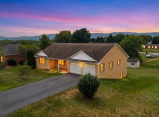 97 Gloucester Rd, Stuarts Draft, VA 24477