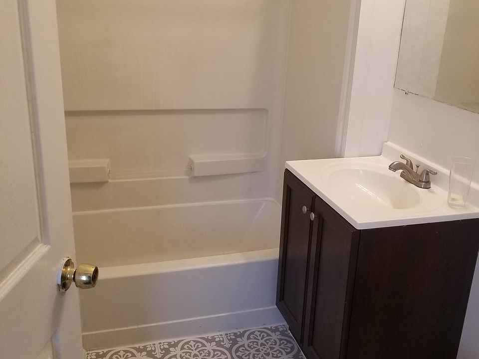 1st image of 5411 S Bishop St
