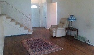 5th image of 461 Leahy Cir