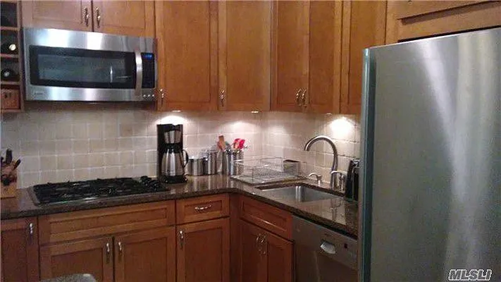 Sold by Madeleine Realty Ltd. | media 35