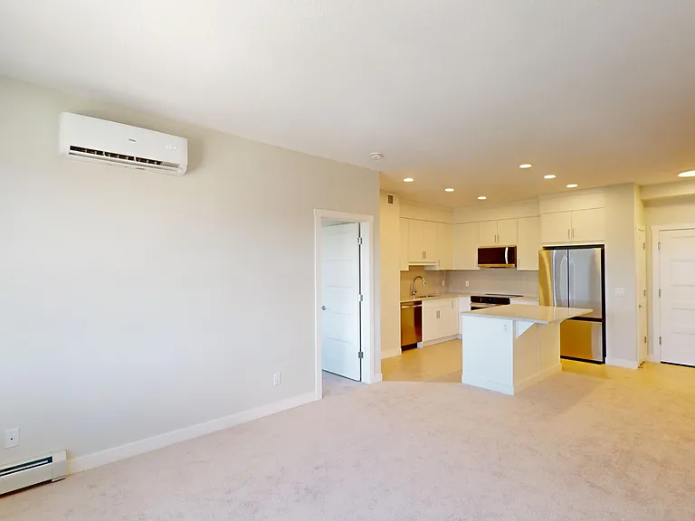 417 Wolf Hollow Cres SE — Photo 5