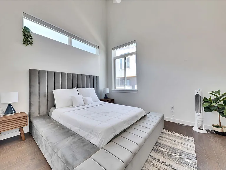814 N Bluff Dr #82 — Photo 18