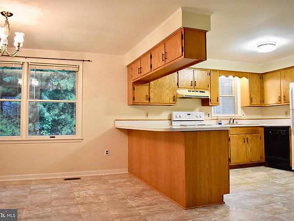 2nd image of 11679 Big Bear Ln