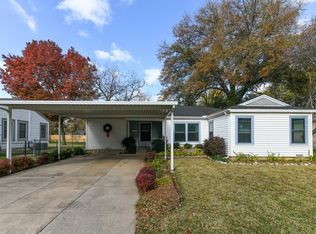 1209 Mockingbird Ln, Arlington, TX 76013