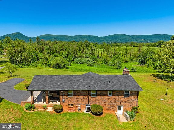 2nd image of 13767 Crest Hill Rd