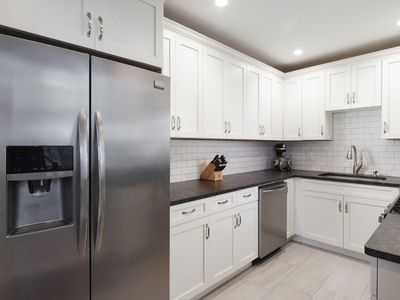 54 W Cherry St #201, Rahway, NJ, 07065