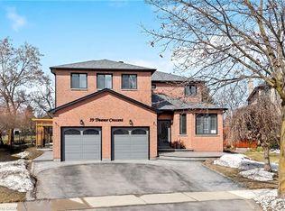 39 Treanor Cres, Halton Hills, ON L7G5H8