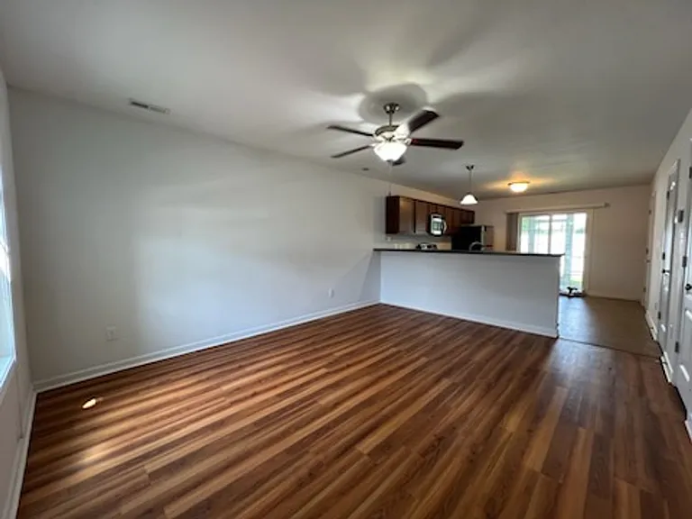 179 Glen Cannon Dr — Photo 2