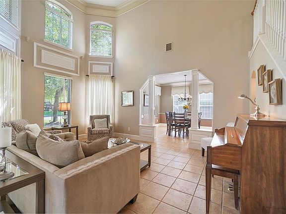 3rd image of 8210 Trophy Place Dr