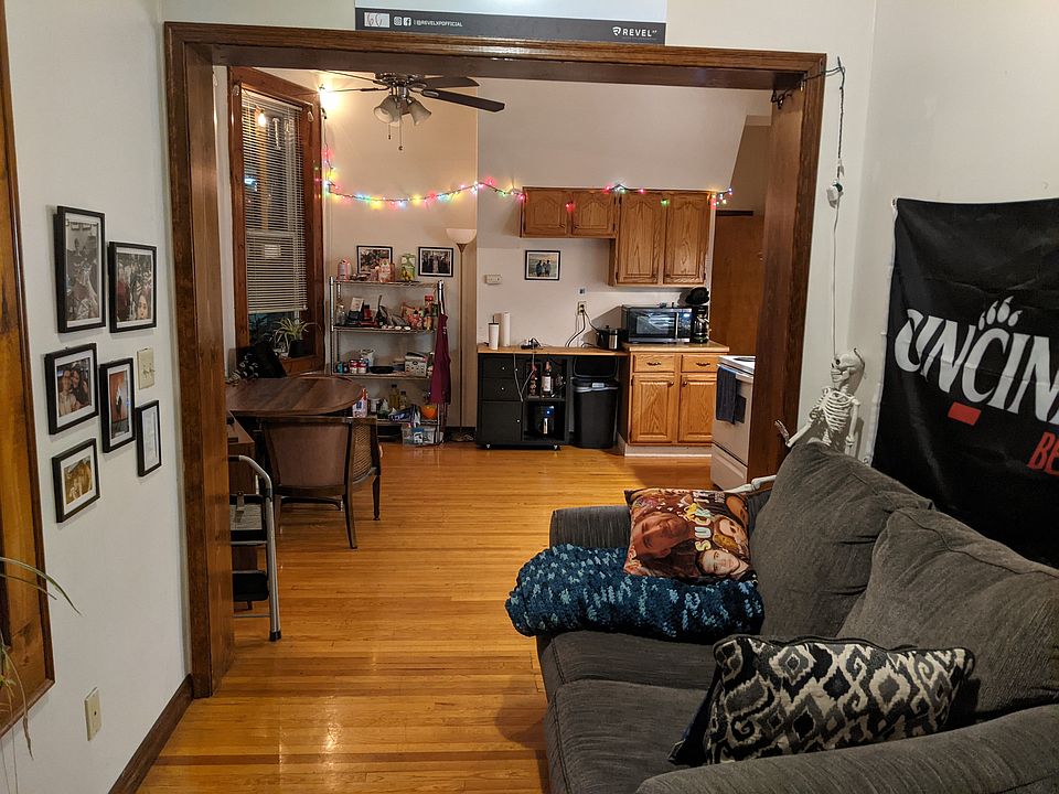 2nd image of 3235 Vine St APT 1