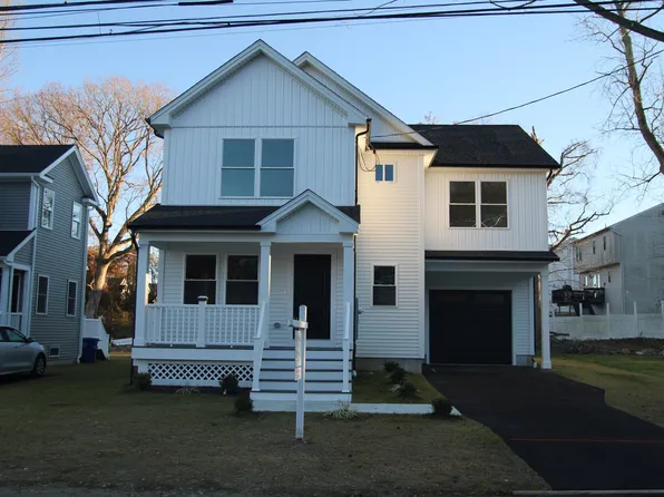 182 Quarry Street, Bridgeport, CT 06606