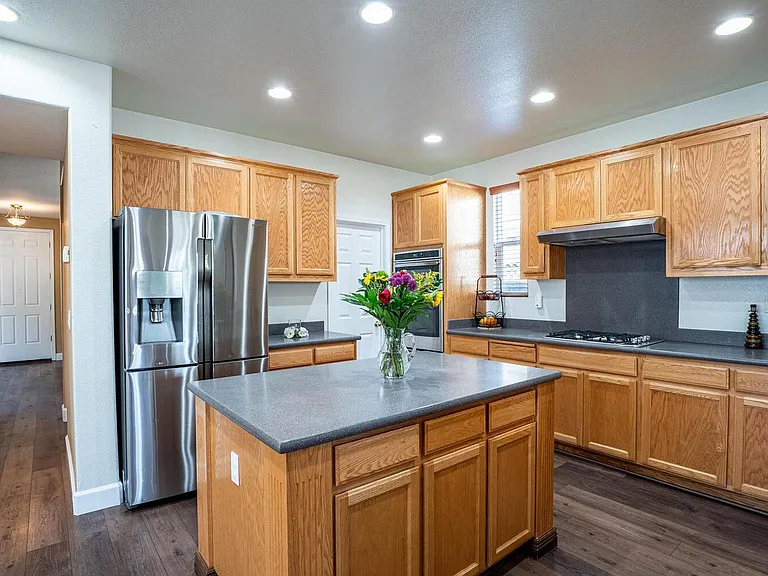 820 Ben Ingram Ln — Photo 21