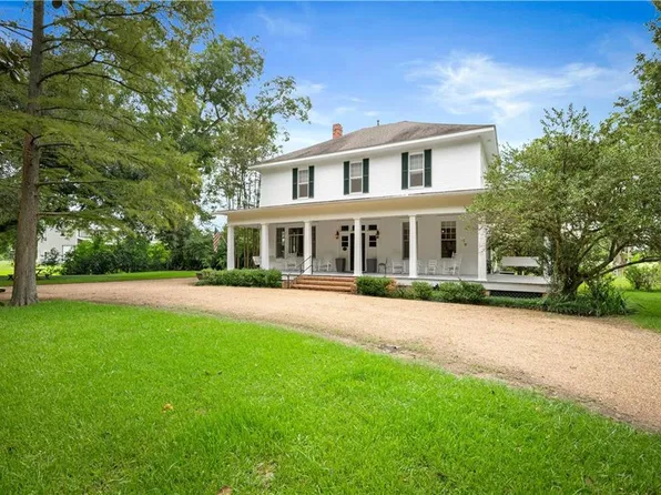 687 Chickamaw Rd, Lecompte, LA 71346