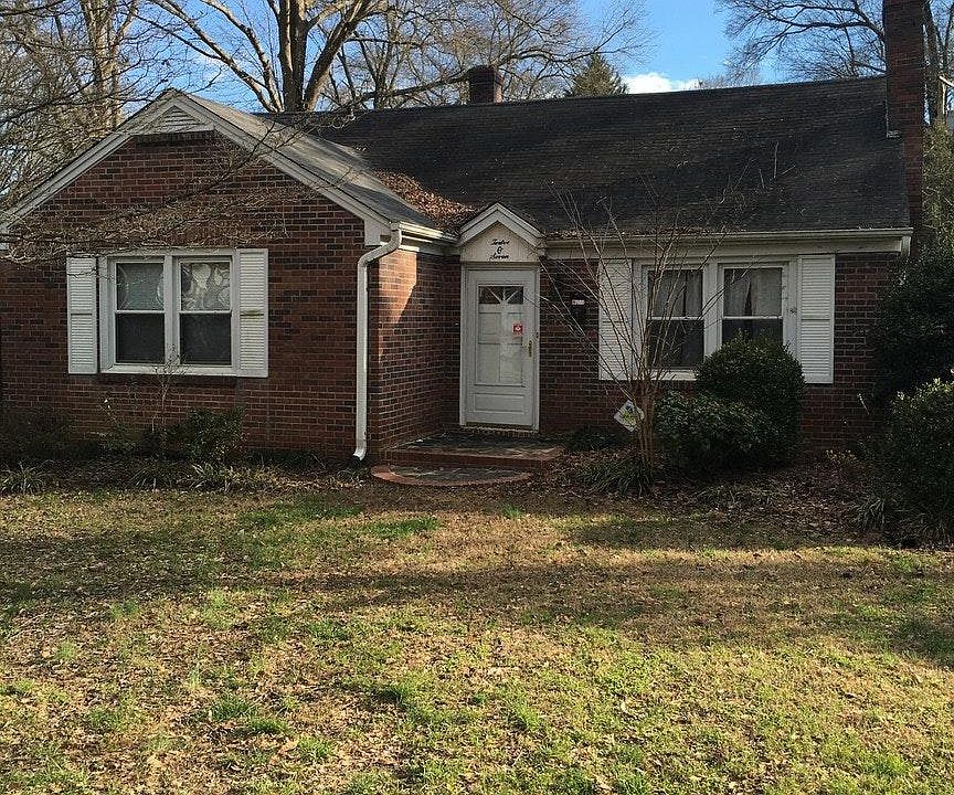 1st image of 1207 Jones St