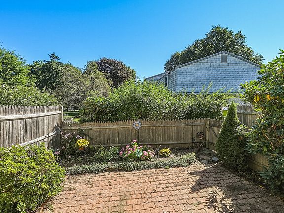 4th image of 152 Corey Colonial #152