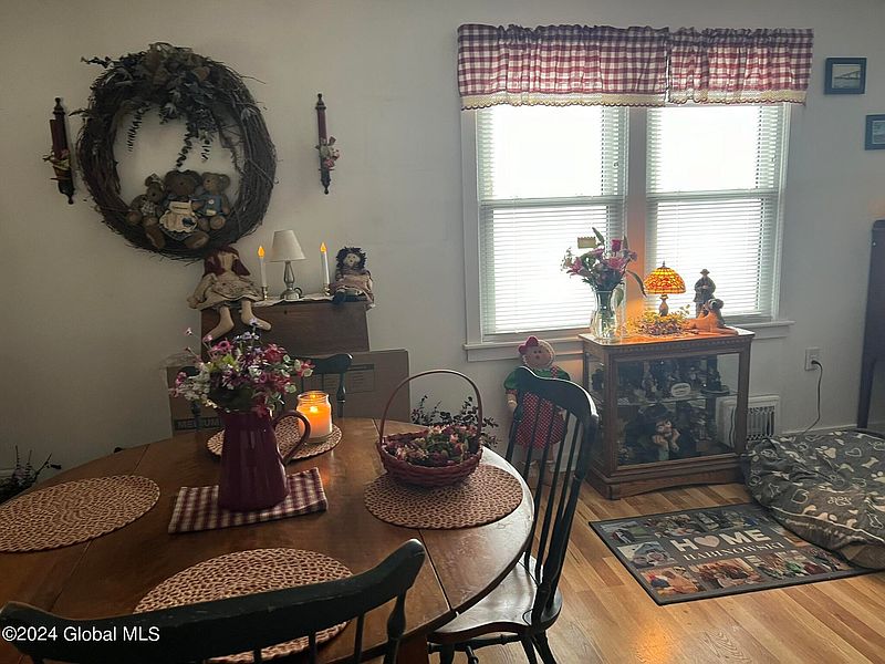 5th image of 153 Hunter Street