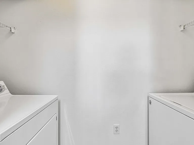 1125 Villagio Cir #207 — Photo 12