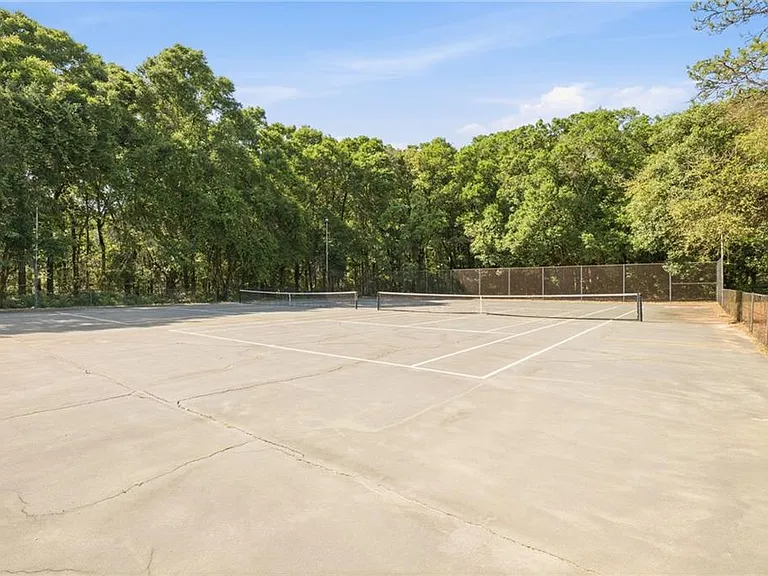 337 Riverbend Dr — Photo 23